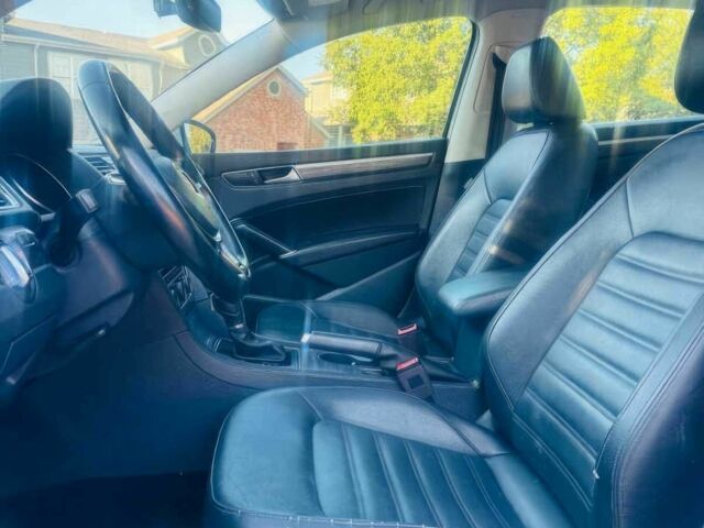 Білий Фольксваген Пассат, об'ємом двигуна 2 л та пробігом 44 тис. км за 10400 $, фото 8 на Automoto.ua