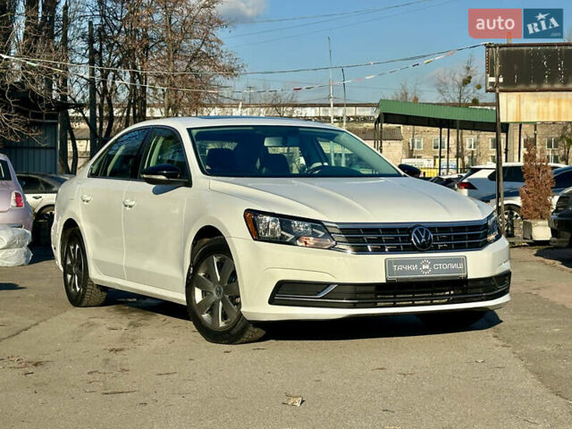 Білий Фольксваген Пассат, об'ємом двигуна 2 л та пробігом 176 тис. км за 12500 $, фото 6 на Automoto.ua