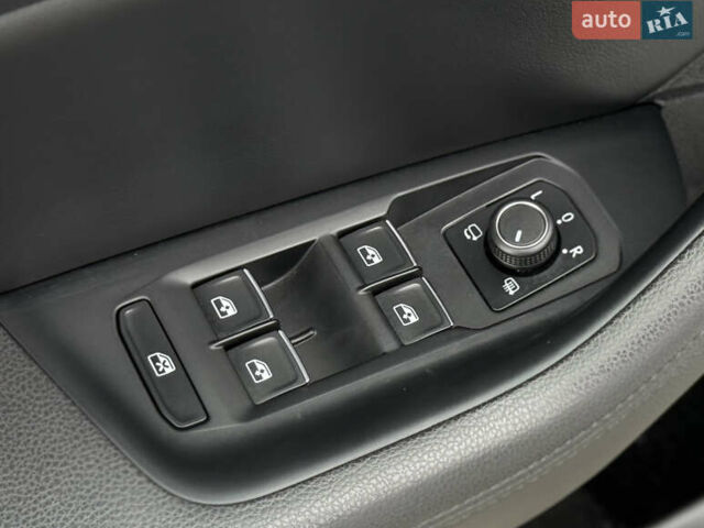 Белый Фольксваген Пассат, объемом двигателя 2 л и пробегом 198 тыс. км за 18950 $, фото 64 на Automoto.ua