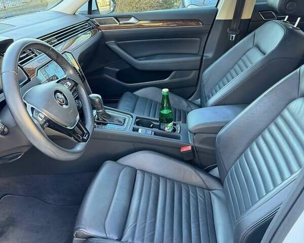 Білий Фольксваген Пассат, об'ємом двигуна 1.97 л та пробігом 99 тис. км за 22800 $, фото 27 на Automoto.ua