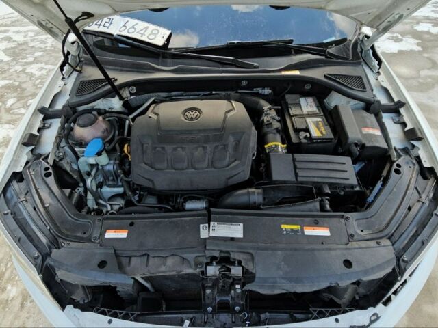 Белый Фольксваген Пассат, объемом двигателя 2 л и пробегом 110 тыс. км за 12700 $, фото 31 на Automoto.ua