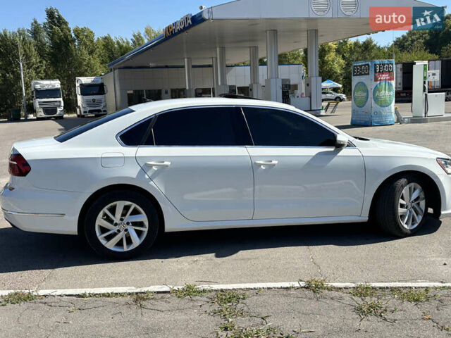 Белый Фольксваген Пассат, объемом двигателя 1.98 л и пробегом 187 тыс. км за 14750 $, фото 19 на Automoto.ua
