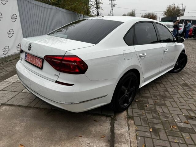 Білий Фольксваген Пассат, об'ємом двигуна 2 л та пробігом 70 тис. км за 11999 $, фото 3 на Automoto.ua