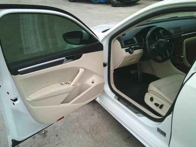 Белый Фольксваген Пассат, объемом двигателя 2 л и пробегом 222 тыс. км за 13900 $, фото 20 на Automoto.ua