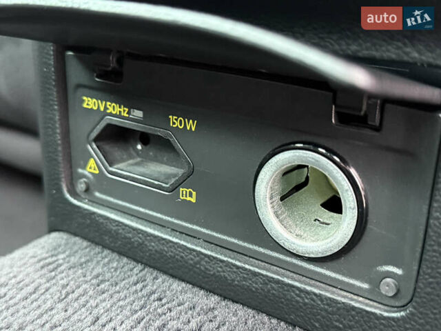 Белый Фольксваген Пассат, объемом двигателя 2 л и пробегом 198 тыс. км за 18950 $, фото 77 на Automoto.ua