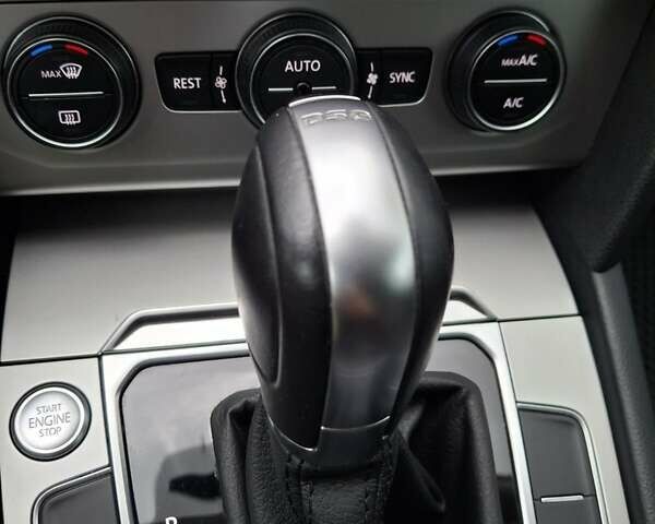 Белый Фольксваген Пассат, объемом двигателя 1.8 л и пробегом 82 тыс. км за 21700 $, фото 1 на Automoto.ua