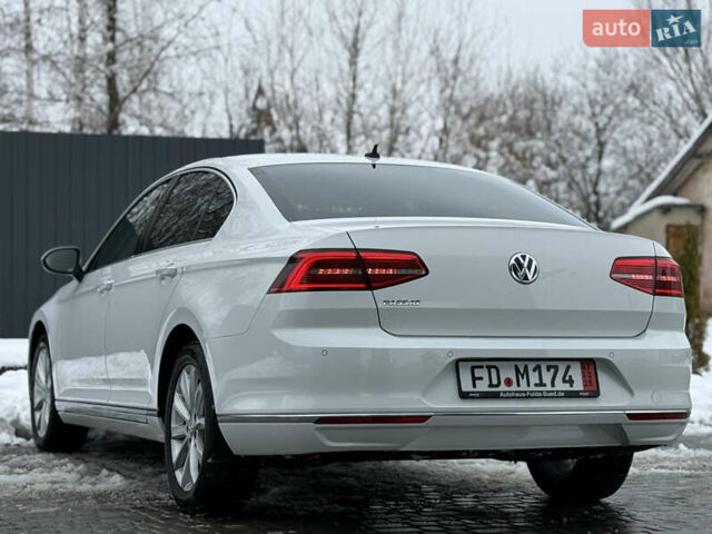 Белый Фольксваген Пассат, объемом двигателя 2 л и пробегом 198 тыс. км за 18950 $, фото 38 на Automoto.ua