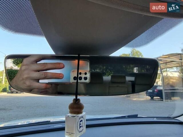 Белый Фольксваген Пассат, объемом двигателя 2 л и пробегом 148 тыс. км за 16700 $, фото 27 на Automoto.ua