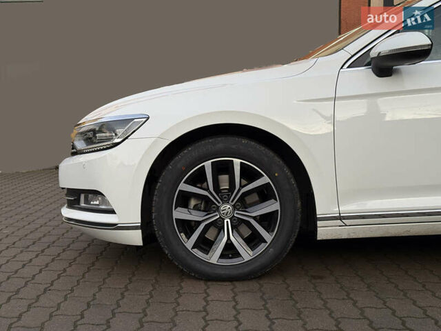 Белый Фольксваген Пассат, объемом двигателя 1.97 л и пробегом 98 тыс. км за 21500 $, фото 17 на Automoto.ua