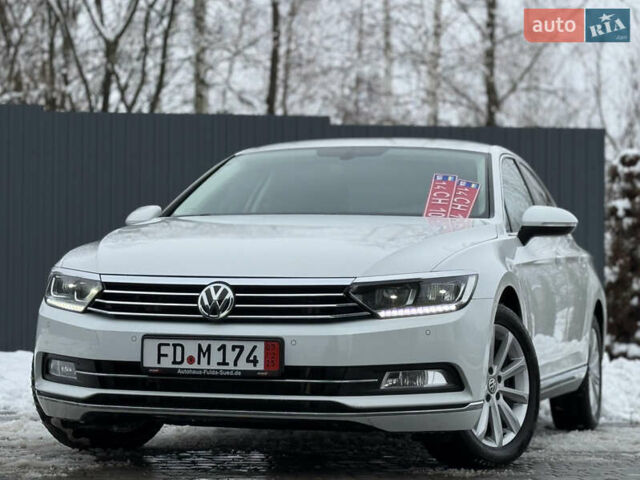 Белый Фольксваген Пассат, объемом двигателя 2 л и пробегом 198 тыс. км за 18950 $, фото 7 на Automoto.ua