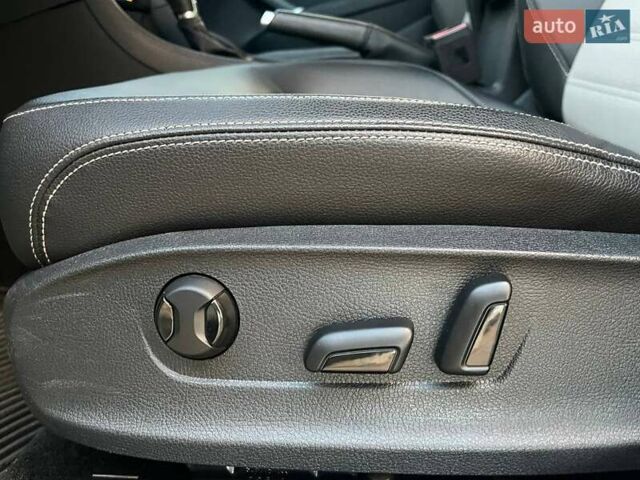 Білий Фольксваген Пассат, об'ємом двигуна 3.6 л та пробігом 72 тис. км за 17490 $, фото 18 на Automoto.ua