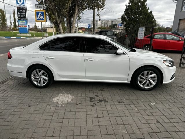 Білий Фольксваген Пассат, об'ємом двигуна 2 л та пробігом 71 тис. км за 13900 $, фото 1 на Automoto.ua