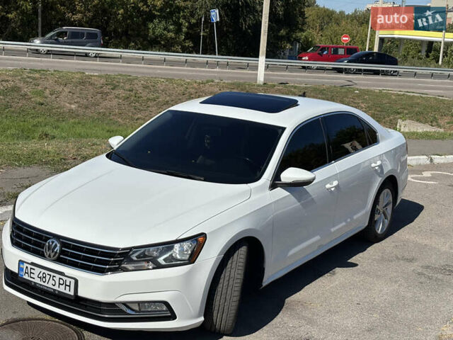 Білий Фольксваген Пассат, об'ємом двигуна 1.98 л та пробігом 186 тис. км за 15500 $, фото 10 на Automoto.ua