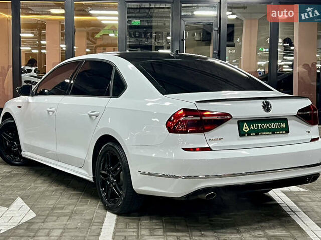 Білий Фольксваген Пассат, об'ємом двигуна 1.98 л та пробігом 143 тис. км за 12900 $, фото 15 на Automoto.ua