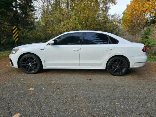 Белый Фольксваген Пассат, объемом двигателя 2 л и пробегом 50 тыс. км за 13600 $, фото 2 на Automoto.ua