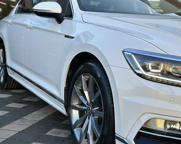 Білий Фольксваген Пассат, об'ємом двигуна 1.97 л та пробігом 208 тис. км за 22550 $, фото 27 на Automoto.ua