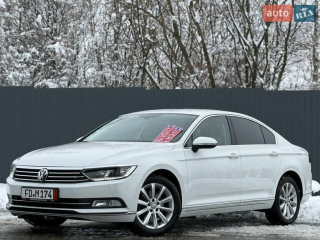Белый Фольксваген Пассат, объемом двигателя 2 л и пробегом 198 тыс. км за 18950 $, фото 3 на Automoto.ua