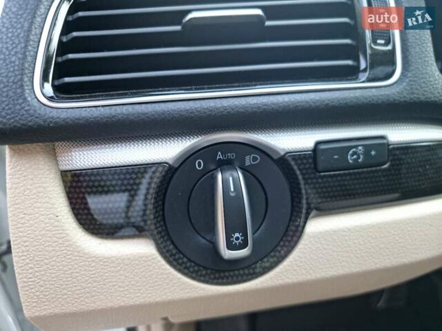 Белый Фольксваген Пассат, объемом двигателя 2 л и пробегом 148 тыс. км за 16700 $, фото 20 на Automoto.ua