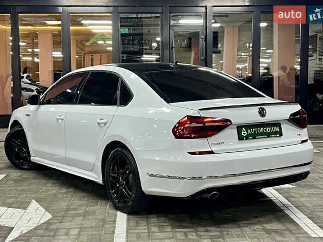 Білий Фольксваген Пассат, об'ємом двигуна 1.98 л та пробігом 143 тис. км за 12900 $, фото 14 на Automoto.ua