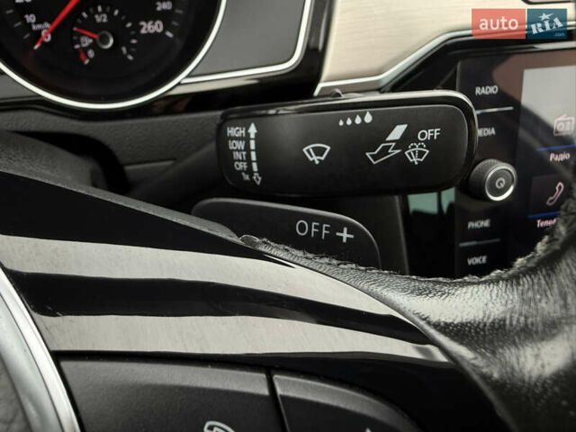 Белый Фольксваген Пассат, объемом двигателя 2 л и пробегом 198 тыс. км за 18950 $, фото 111 на Automoto.ua