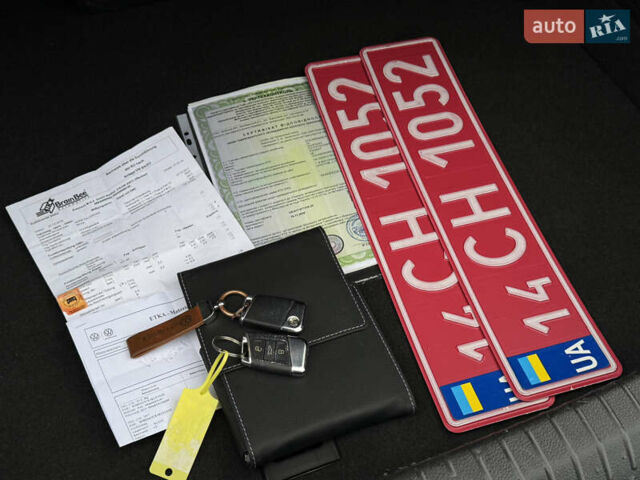 Белый Фольксваген Пассат, объемом двигателя 2 л и пробегом 198 тыс. км за 18950 $, фото 119 на Automoto.ua