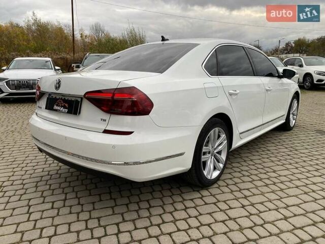 Білий Фольксваген Пассат, об'ємом двигуна 2 л та пробігом 73 тис. км за 17900 $, фото 6 на Automoto.ua
