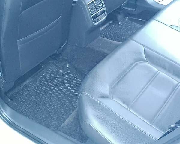 Белый Фольксваген Пассат, объемом двигателя 2 л и пробегом 167 тыс. км за 11700 $, фото 13 на Automoto.ua