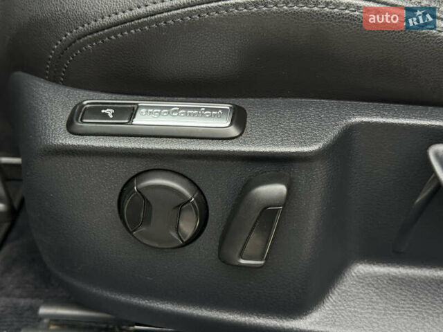 Белый Фольксваген Пассат, объемом двигателя 2 л и пробегом 198 тыс. км за 18950 $, фото 62 на Automoto.ua