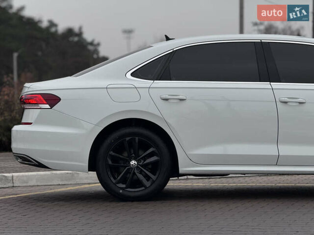 Белый Фольксваген Пассат, объемом двигателя 1.98 л и пробегом 144 тыс. км за 16300 $, фото 9 на Automoto.ua