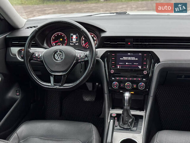 Белый Фольксваген Пассат, объемом двигателя 1.98 л и пробегом 144 тыс. км за 16300 $, фото 22 на Automoto.ua