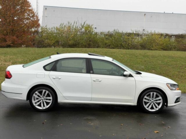 Белый Фольксваген Пассат, объемом двигателя 2 л и пробегом 35 тыс. км за 2800 $, фото 6 на Automoto.ua