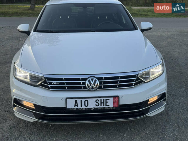 Белый Фольксваген Пассат, объемом двигателя 2 л и пробегом 187 тыс. км за 23500 $, фото 12 на Automoto.ua