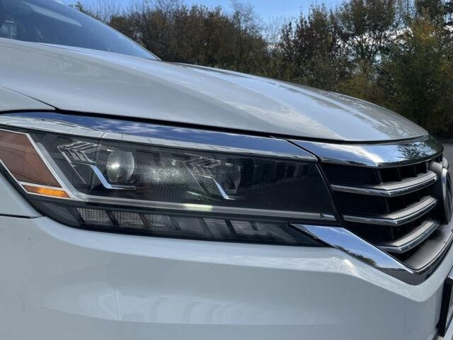 Белый Фольксваген Пассат, объемом двигателя 2 л и пробегом 68 тыс. км за 18500 $, фото 9 на Automoto.ua