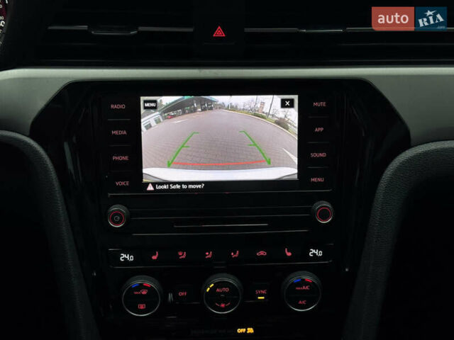 Белый Фольксваген Пассат, объемом двигателя 1.98 л и пробегом 144 тыс. км за 16300 $, фото 29 на Automoto.ua