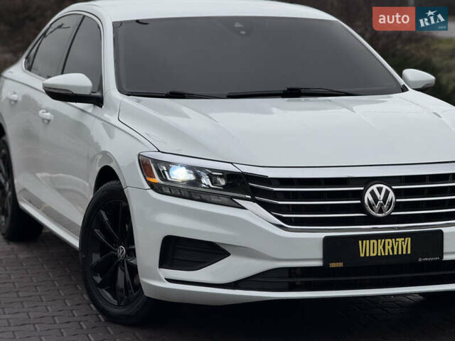 Белый Фольксваген Пассат, объемом двигателя 1.98 л и пробегом 144 тыс. км за 16300 $, фото 4 на Automoto.ua