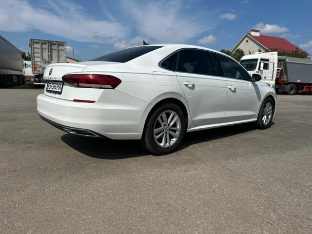 Белый Фольксваген Пассат, объемом двигателя 2 л и пробегом 174 тыс. км за 18500 $, фото 5 на Automoto.ua