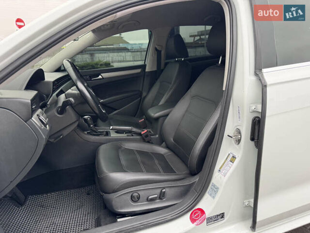 Белый Фольксваген Пассат, объемом двигателя 1.98 л и пробегом 144 тыс. км за 16300 $, фото 34 на Automoto.ua