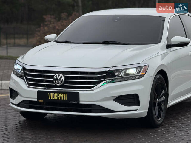 Белый Фольксваген Пассат, объемом двигателя 1.98 л и пробегом 144 тыс. км за 16300 $, фото 3 на Automoto.ua