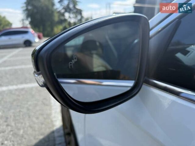 Белый Фольксваген Пассат, объемом двигателя 2 л и пробегом 96 тыс. км за 14700 $, фото 10 на Automoto.ua