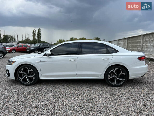 Белый Фольксваген Пассат, объемом двигателя 2 л и пробегом 114 тыс. км за 17950 $, фото 8 на Automoto.ua