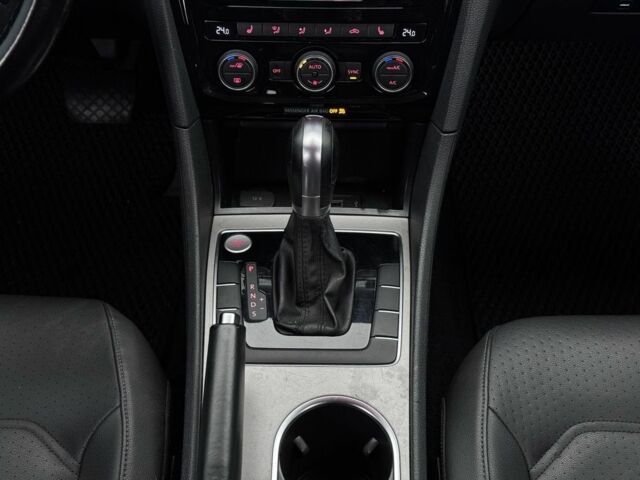 Білий Фольксваген Пассат, об'ємом двигуна 2 л та пробігом 144 тис. км за 16300 $, фото 15 на Automoto.ua