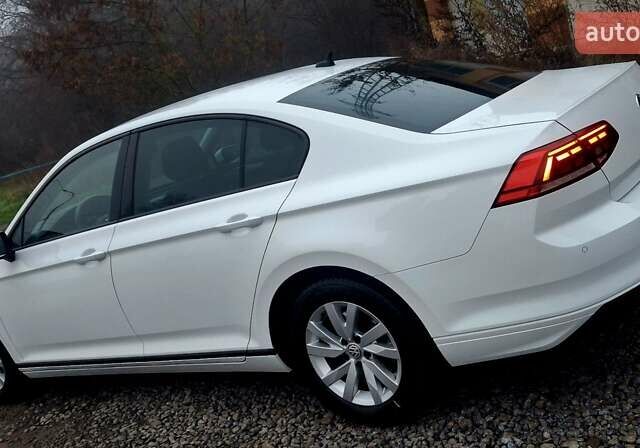 Белый Фольксваген Пассат, объемом двигателя 1.97 л и пробегом 248 тыс. км за 16700 $, фото 34 на Automoto.ua