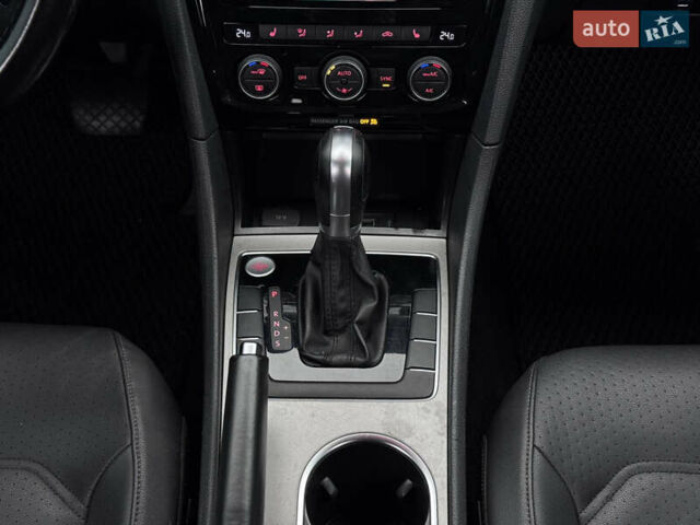 Белый Фольксваген Пассат, объемом двигателя 1.98 л и пробегом 144 тыс. км за 16300 $, фото 27 на Automoto.ua