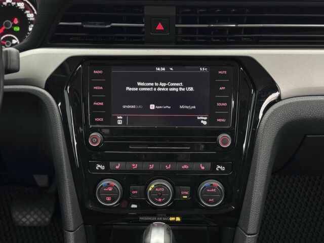 Білий Фольксваген Пассат, об'ємом двигуна 2 л та пробігом 144 тис. км за 16300 $, фото 14 на Automoto.ua