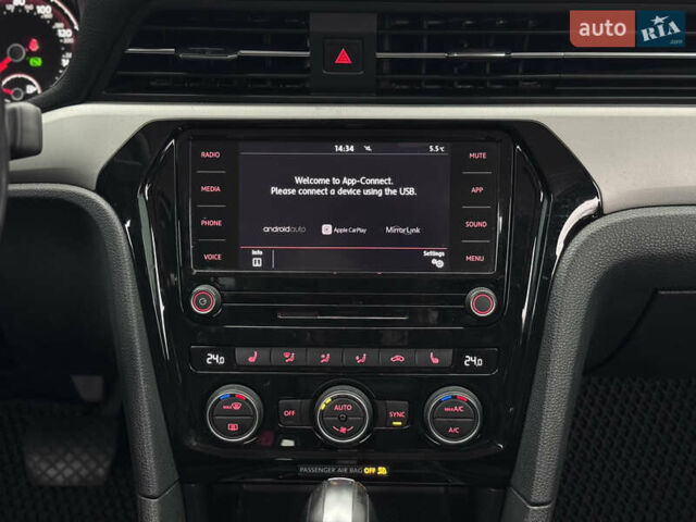 Белый Фольксваген Пассат, объемом двигателя 1.98 л и пробегом 144 тыс. км за 16300 $, фото 26 на Automoto.ua