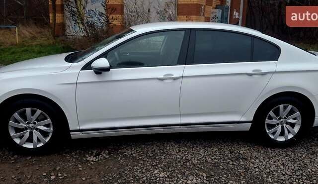 Белый Фольксваген Пассат, объемом двигателя 1.97 л и пробегом 248 тыс. км за 16700 $, фото 22 на Automoto.ua