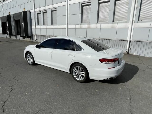 Белый Фольксваген Пассат, объемом двигателя 2 л и пробегом 68 тыс. км за 18500 $, фото 2 на Automoto.ua