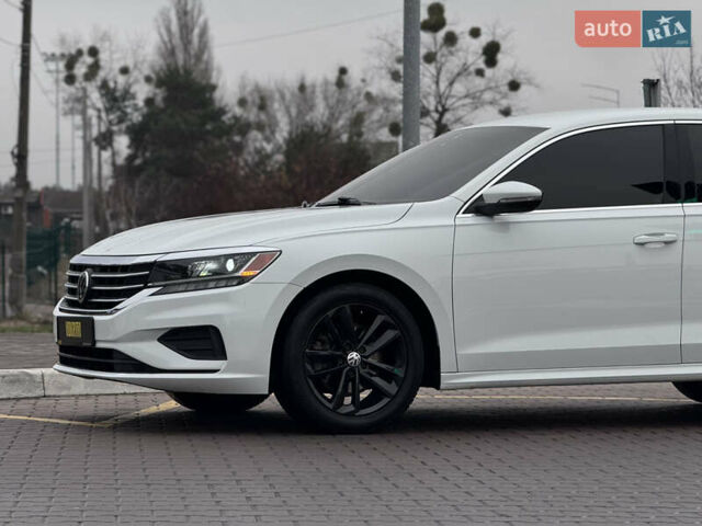Белый Фольксваген Пассат, объемом двигателя 1.98 л и пробегом 144 тыс. км за 16300 $, фото 12 на Automoto.ua