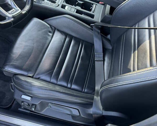 Белый Фольксваген Пассат, объемом двигателя 2 л и пробегом 187 тыс. км за 23500 $, фото 15 на Automoto.ua