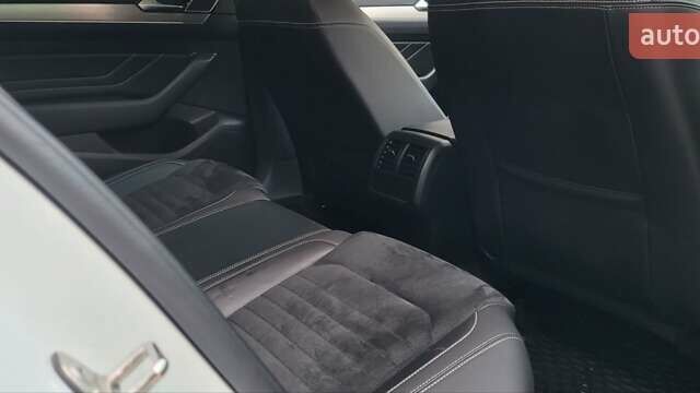 Білий Фольксваген Пассат, об'ємом двигуна 1.97 л та пробігом 202 тис. км за 23500 $, фото 26 на Automoto.ua